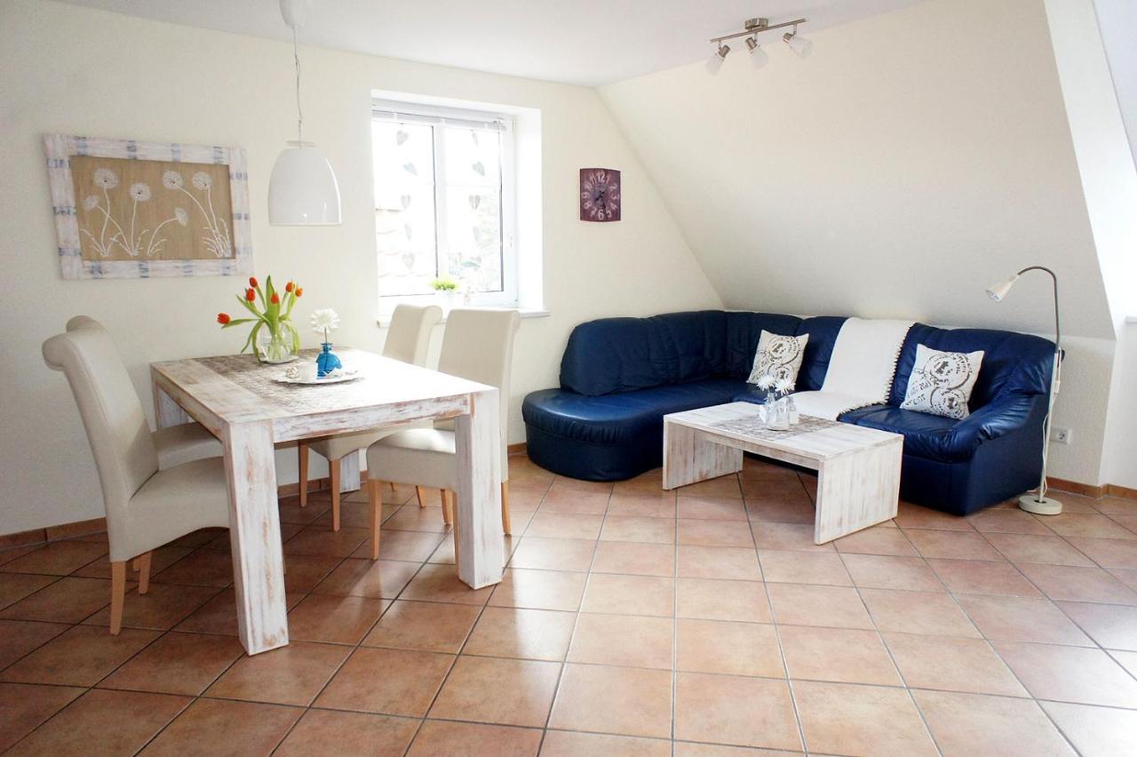 Apartamento Haus Wyden Utersum Exterior foto